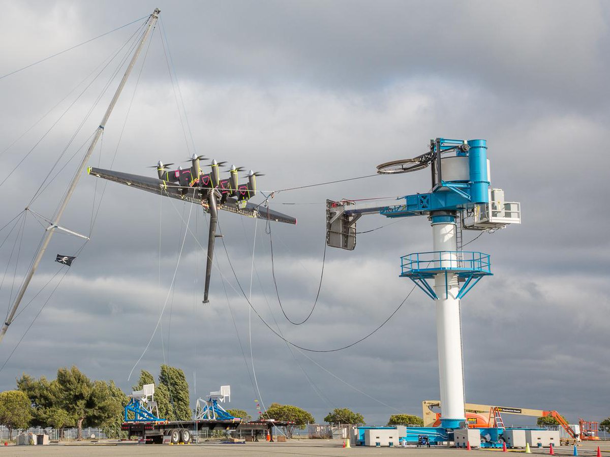 Damon Vander Lind <a href="/makanipower/">Makani</a> @google on developing a 600 kW Airborne Wind Turbine #awec2015 bit.ly/1RcXBv8