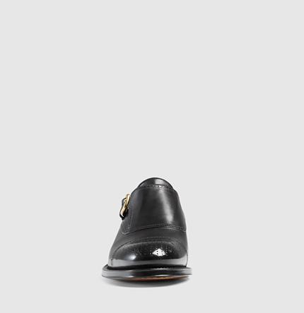 CharmeBlog's tweet photo. #Gucci punched #monk strap #shoe made of #leather on http://t.co/G99H0dzEHU
Orders by 0034 986 438 299 http://t.co/1I8etyjN3z
