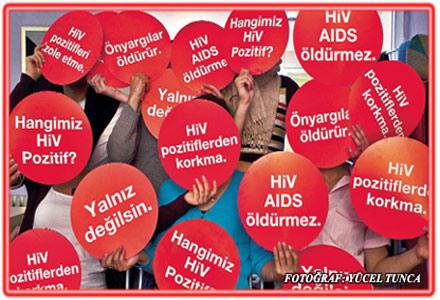 KaosGL's tweet photo. “Ücretsiz, anonim HIV testi olmaya gidiyoruz” @lambda_istanbul http://t.co/PCwH6szBxy http://t.co/hD6CU5b6kV