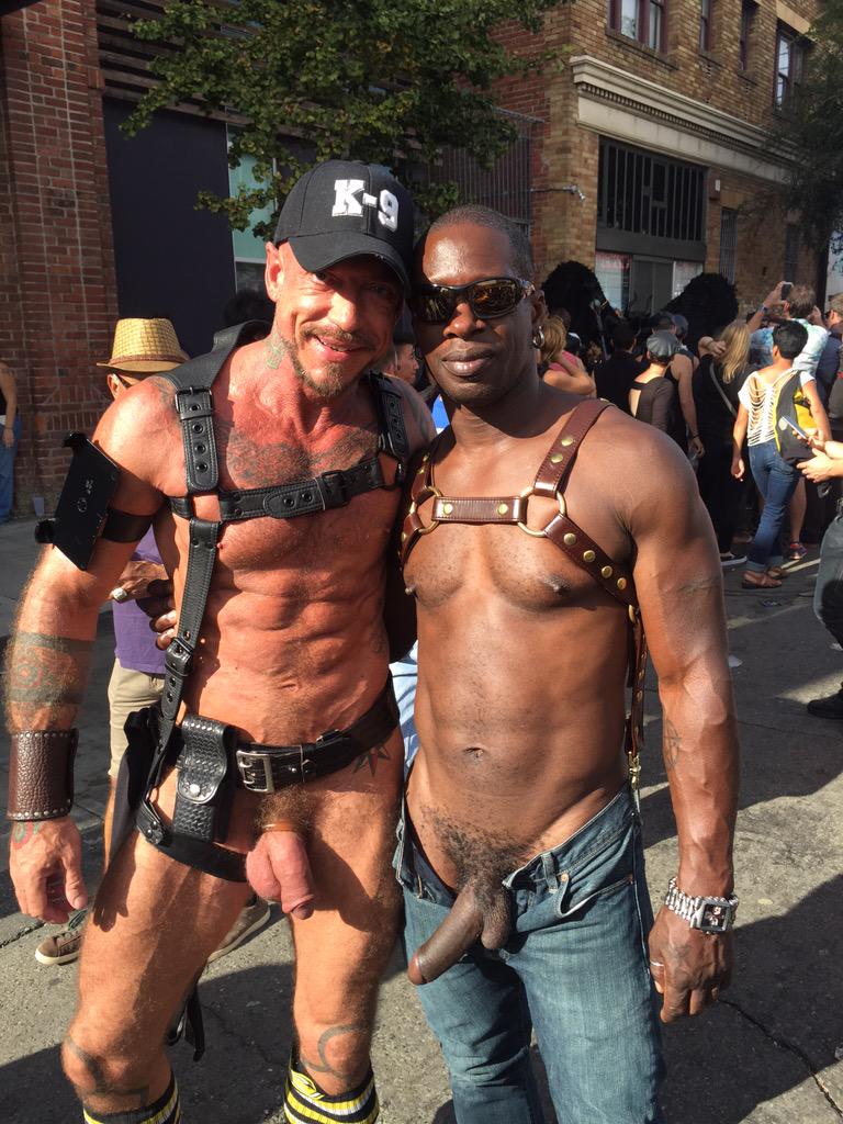 RayDaltonXXX's tweet photo. Damn I can still taste it!!!! Beautiful piece o #MEAT #BBC @FolsomStEvents #EXHIBITIONIST http://t.co/ew09xUL7hd