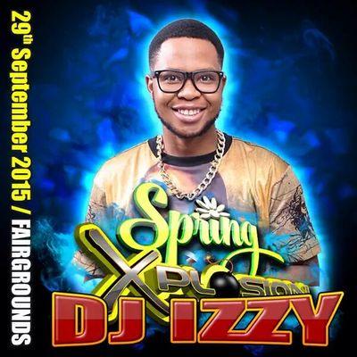 tkmotsisi's tweet photo. #SpringXplosion #Fairgrounds bringing the house down in the wee hours of the AM! Cc @DJKuchi @DeejayScratchBW http://t.co/e40Fe6nvmW