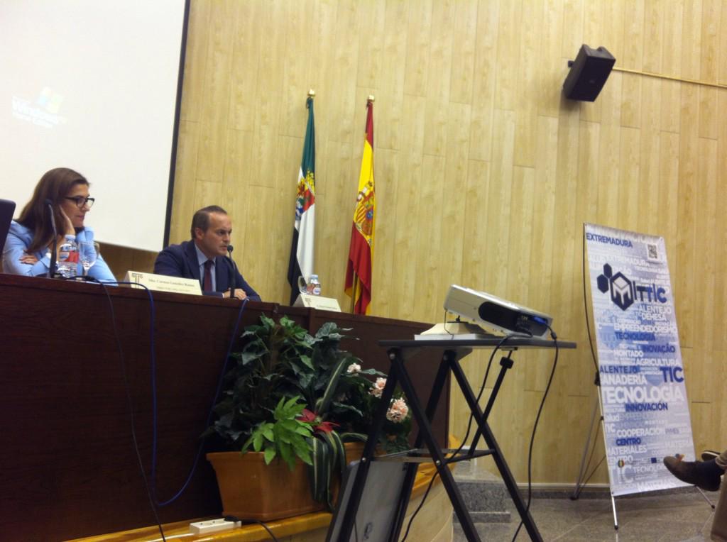 jjtejado's tweet photo. Inauguración en @INTROMAC de los resultados del proyecto #MITTIC http://t.co/DY0pyDQSYE