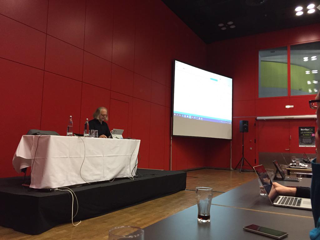 Developer83's tweet image. Erklärung des Elvis-Operators in C# 6 mit @ChristianNagel #bastacon @BASTAcon