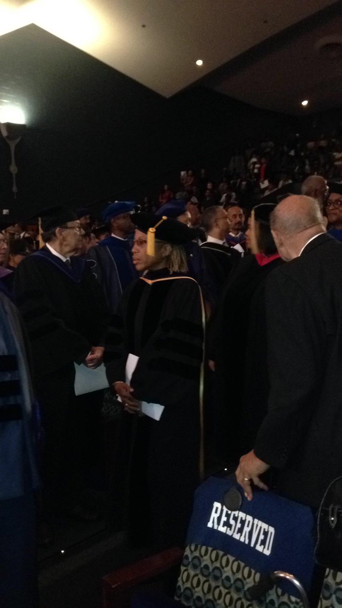 drflemingHU's tweet photo. Missed @HowardU Convocation w/ @repjohnlewis? No worries, watch the recap http://t.co/qT95cgdeRt #HowardUniversity http://t.co/nTmCeVa17U