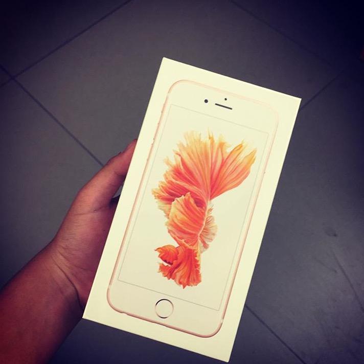 CTHA_CHECK's tweet image. Iphone6s in my hand 300$ the lowest 250$ who want it