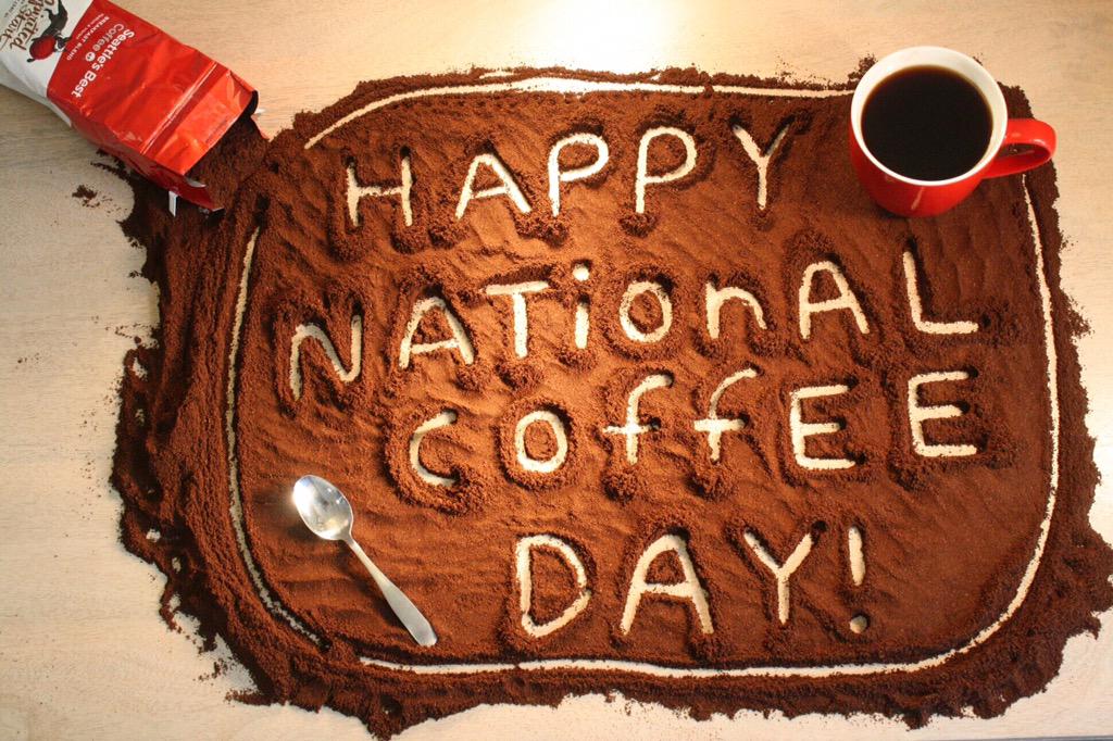AuroorraaM1's tweet image. كل حبي وسعااااااادتي بالقهوة💕💕💕
#29september
#NationalCoffeeDay
#repath ❤️❤️