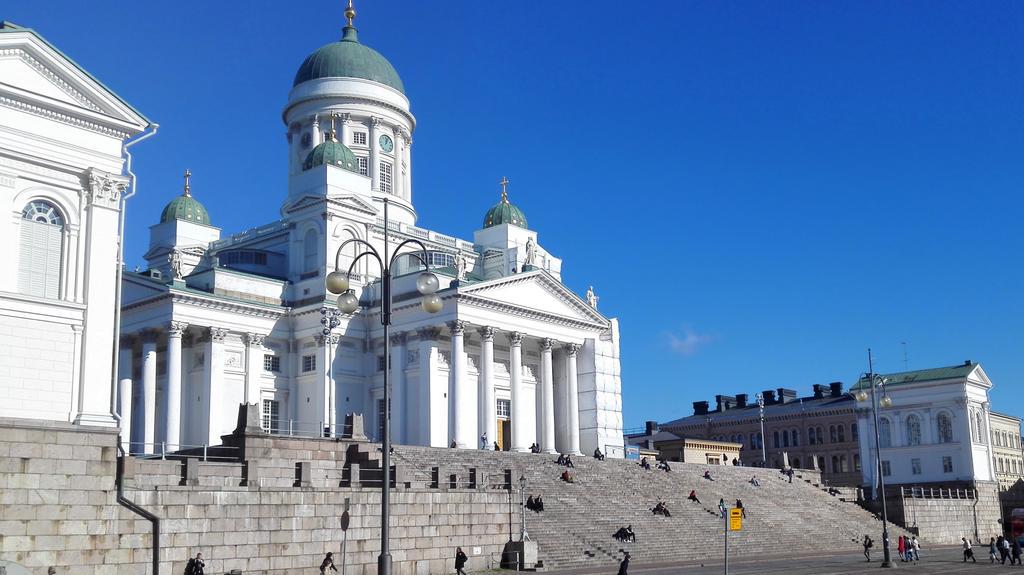 It's a beautiful #autumnday in #Helsinki today.
