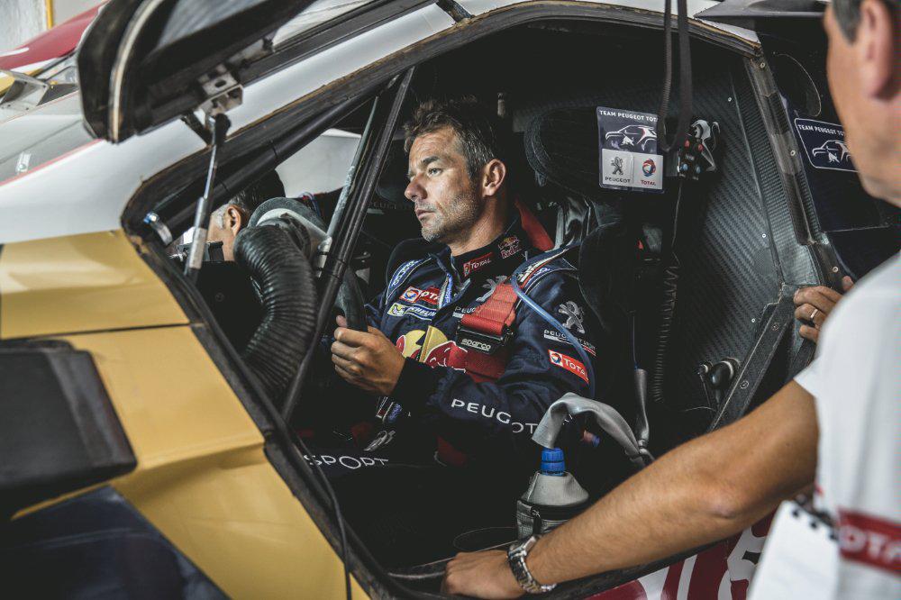 diegodurruty's tweet photo. Felicitaciones @peugeotarg y @TotalArgentina por la  incorporación de @peugeotsport para el @Dakar: @SebastienLoeb! http://t.co/kIEs8XEG00