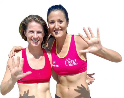 periodicibiza's tweet photo. Pilar Escandell, campeona de España tenis playa: «Ganar un nacional no es fácil». @PiEskndell http://t.co/fjbXyb7Gqc http://t.co/Yg4fYpjVDH