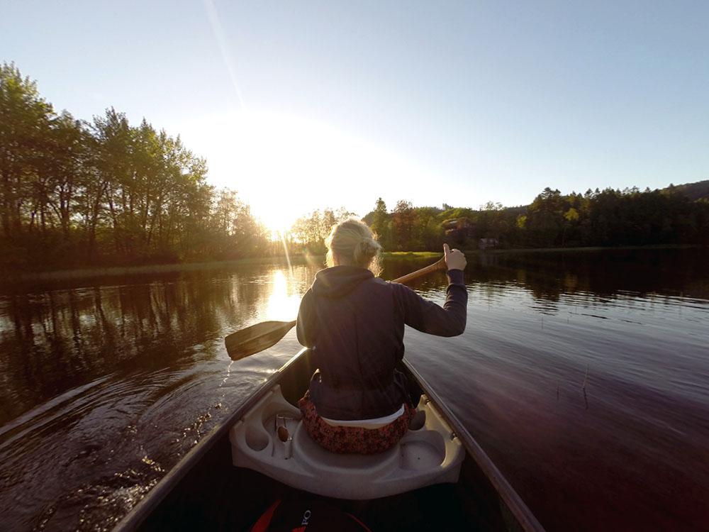 Learn how to get great footage with your GoPro that EVERYONE will want to see: tinyurl.com/rockwithgopro1…