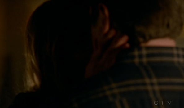StanaFANSpain's tweet photo. FOTOS 8X02 "XX" #Fotos5 http://t.co/qxSaIAqh0N