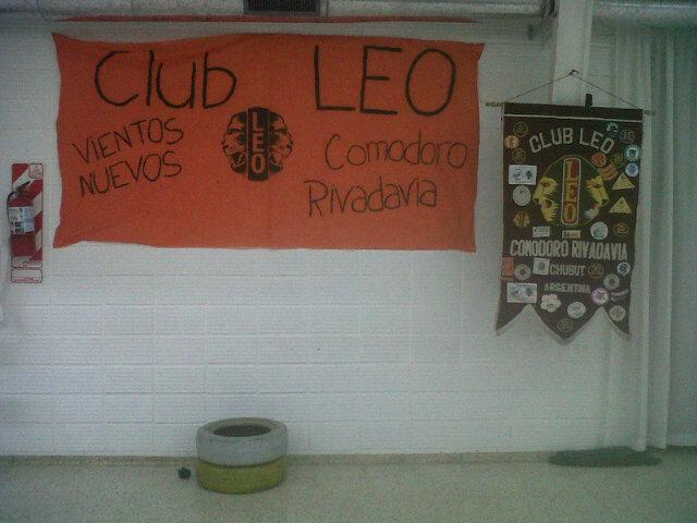 ClubLEOVN's tweet photo. Hoy es el dia! Festejo a una escuela especial por el dia del estudiante. Va a salir todo hermoso!!! http://t.co/ZjM3ZN3GTz