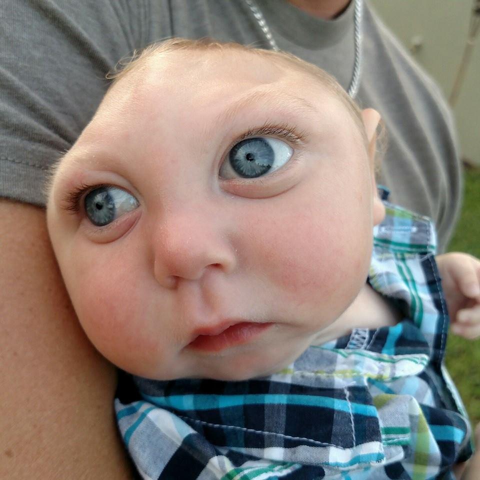 thejournal_ie's tweet photo. Jaxon's parents are asking people to tweet their support for their son at #JaxonStrong http://t.co/GBoOFRoeN9 http://t.co/s65JoBQSZX