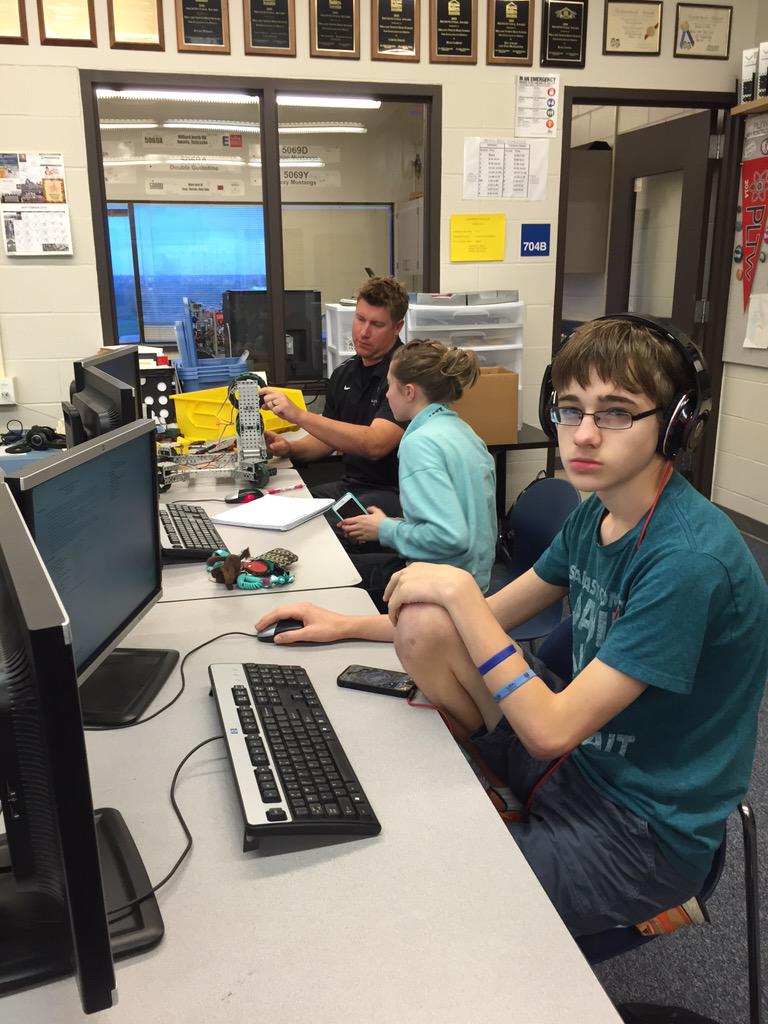 MNRobotics tweet media