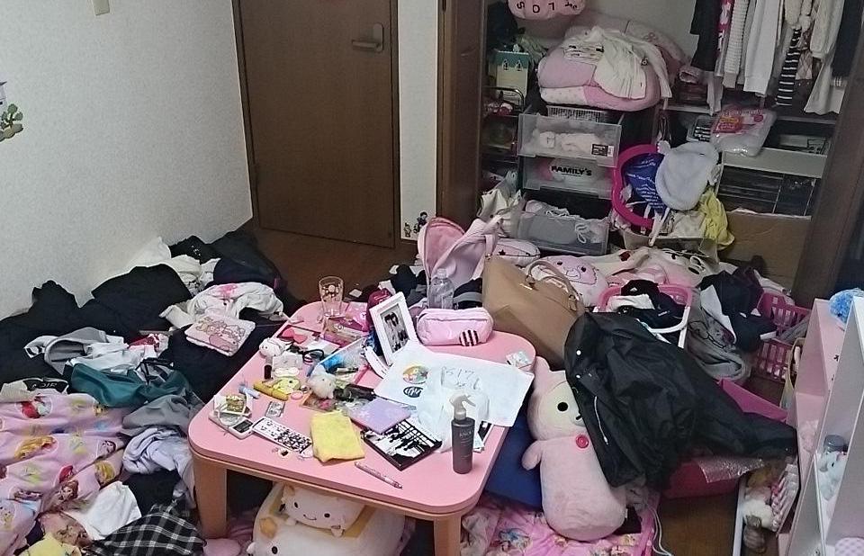 あみ 克哉生誕ﾗｲﾌﾞﾊｳｽ行きたかった みてこれ 女子力低いとかそういうレベルじゃないよ 部屋の汚さはcrewの中でも1番だと思う Http T Co Ecponaliiu