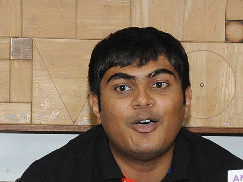 DeccanHerald's tweet photo. Flip-flop over #AnkitFadia as '#DigitalIndia' ambassador
http://t.co/ur8FJeZ0SI http://t.co/TKpCw9q8nf