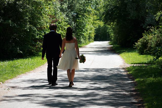 Looking for the perfect location for your wedding reception? Have a fine food experience in beautiful surroundings.