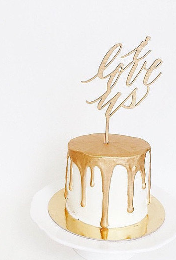 Absolutely #loving these #CakeTopper ideas! #Delightful Inspirations theperfectpalette.com/2015/08/19-wed…