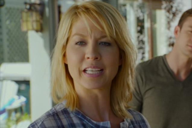 Happy Birthday Jenna Elfman in Friends with Benefits  