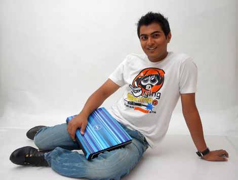 yespunjab's tweet photo. #Modi's #DigitalIndia' evokes controversy - Flip-flop over #AnkitFadia as ambassador
http://t.co/sqItF9n20I http://t.co/lUIXiIZHG4