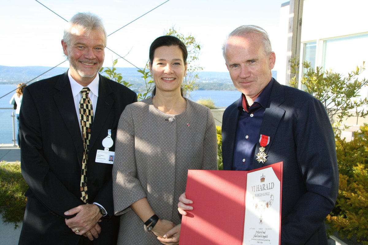 I dag har vi en nyslått ridder og en stolt direktør på Sunnaas! sunnaas.no/aktuelt_/nyhet…