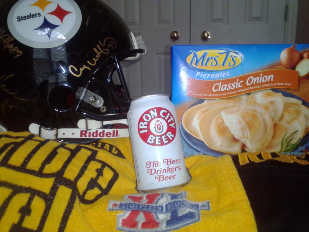 jodyhaid's tweet photo. Home away from home @CraigWolfley @MrsTsPierogies @SteelersUnite @steelers @bptmccall @ctmccall68 @IronCitySports http://t.co/ohk9bogEs4