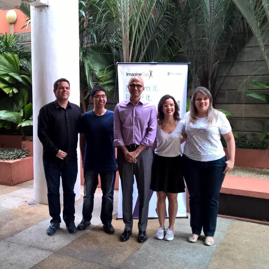 _eFitFashion's tweet photo. Such a pleasure and an honor, @satyanadella! #ImagineCup #efitfashion #Microsoft @JohnScottTynes @IamPablo http://t.co/Qu6jheon3L