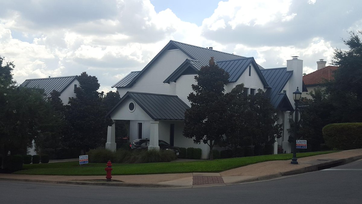 Just #finished this #beautiful #reroof for some great #homeowners #peachtreeroofingtexas #loveourjob #metalroofing