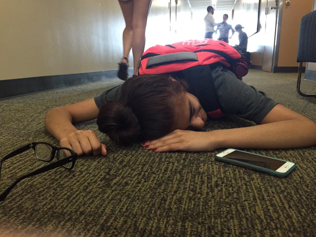 shih_hannah's tweet photo. @saharwall Same. #isthisgoodcontent #engagingyouraudience #moodyjournalism http://t.co/8eZzsCuKn2