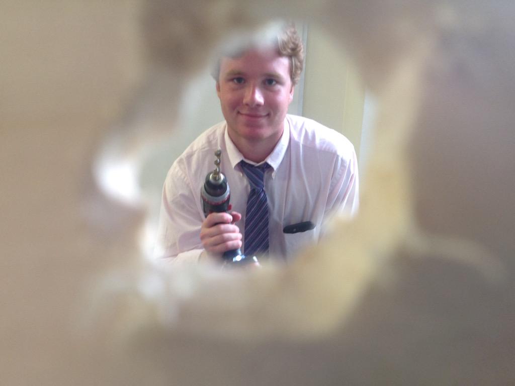 andrewmorris_99's tweet photo. When she says she's a virgin... http://t.co/T6OuL53tZR