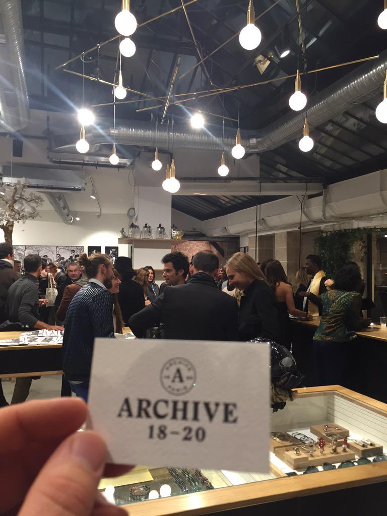 JONATHANBLOT's tweet photo. Inauguration d'un nouveau lieu cool,avec les pâtisseries d'#acide chez #archive18-20 http://t.co/24HiiyxNin