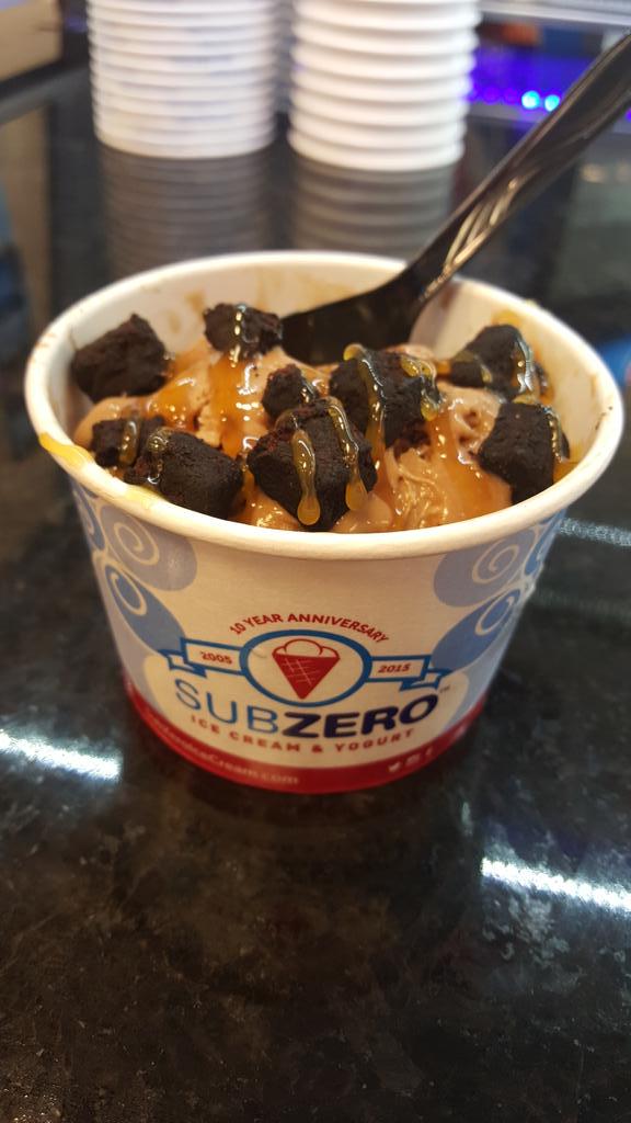 SubZeroNc's tweet image. #Flavoroftheday COFFEE, 50% off today! #NationalCoffeeDay! Shown here w/delicious brownie bites and caramel drizzle!