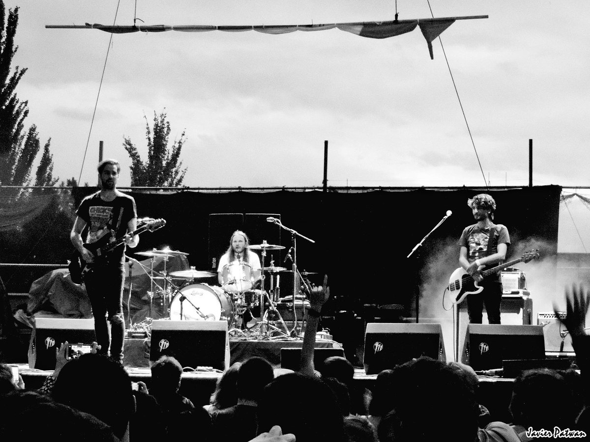 somosindiEgenas's tweet photo. CRÓNICA del @AzuquecaLive: Tormentas indies http://t.co/96VhI2qE13 por @trompo1972  #AzuquecaIndiEgena http://t.co/AAR9CNHY36