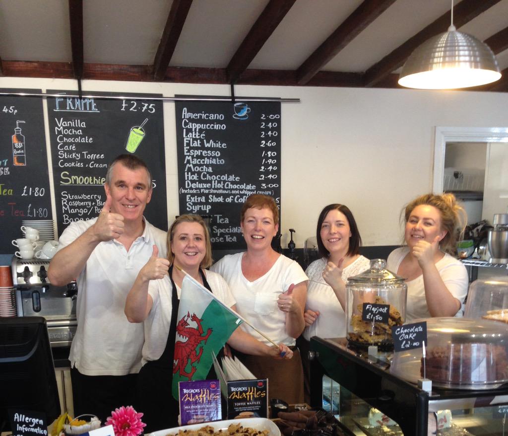 YCwtchCoffi's tweet photo. Get well soon Scott, from all at Y Cwtch, Newcastle Emlyn 👍🏼 #RWC2015 #wales http://t.co/2HJkJTu47z