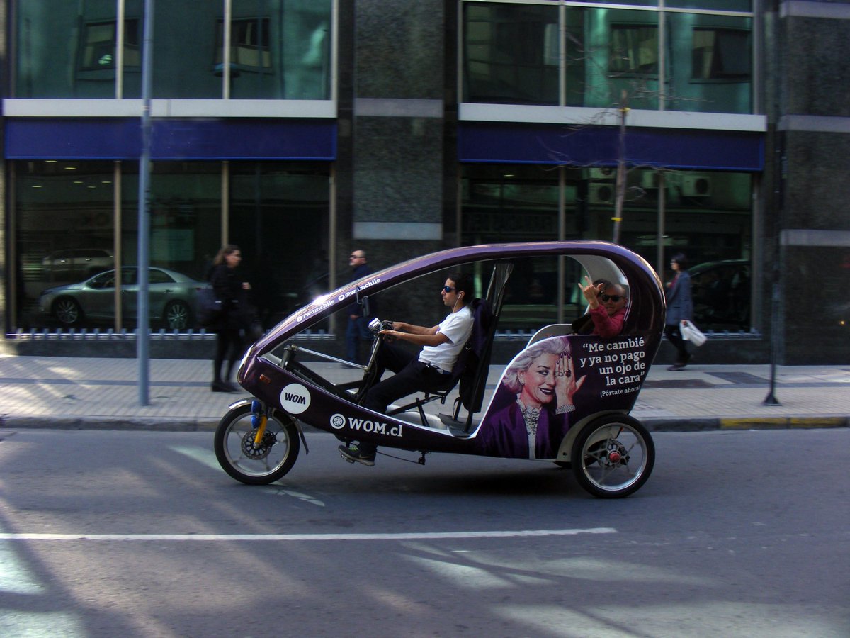 TriciCL's tweet photo. De paseo en pleno centro de stgo. con #trici y conectados con wifi Transpórtate... los esperamos!!! http://t.co/nacSMSJQAu