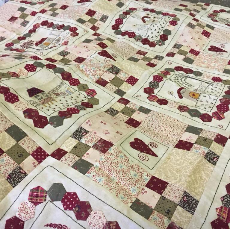 stashandpatch's tweet image. #Autumnin3words - time to quilt