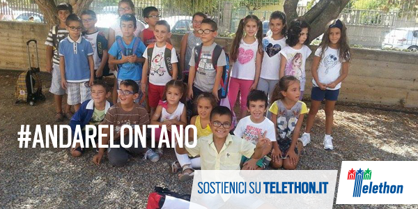 Fondaz_Telethon's tweet photo. «Con gli amici accanto la neurofibromatosi 1 fa meno paura». Mamma Chicca per Lorenzo. Per #andarelontano RT http://t.co/rUsN0jKMcS