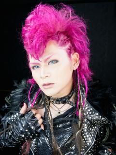 visualtvXXX's tweet image. 【9/30(水)お誕生日情報】
『 DEEP RAVE 』 SHIGE
■ @deepdrs
#HappyBirthday #visualTV #visualkei