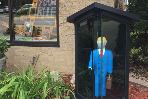 ToneMSN's tweet photo. It's Gallery Night again on Friday. Go visit some lesser-known Madison art spaces. http://t.co/F805CXFwsR http://t.co/GSvwLVQfrF