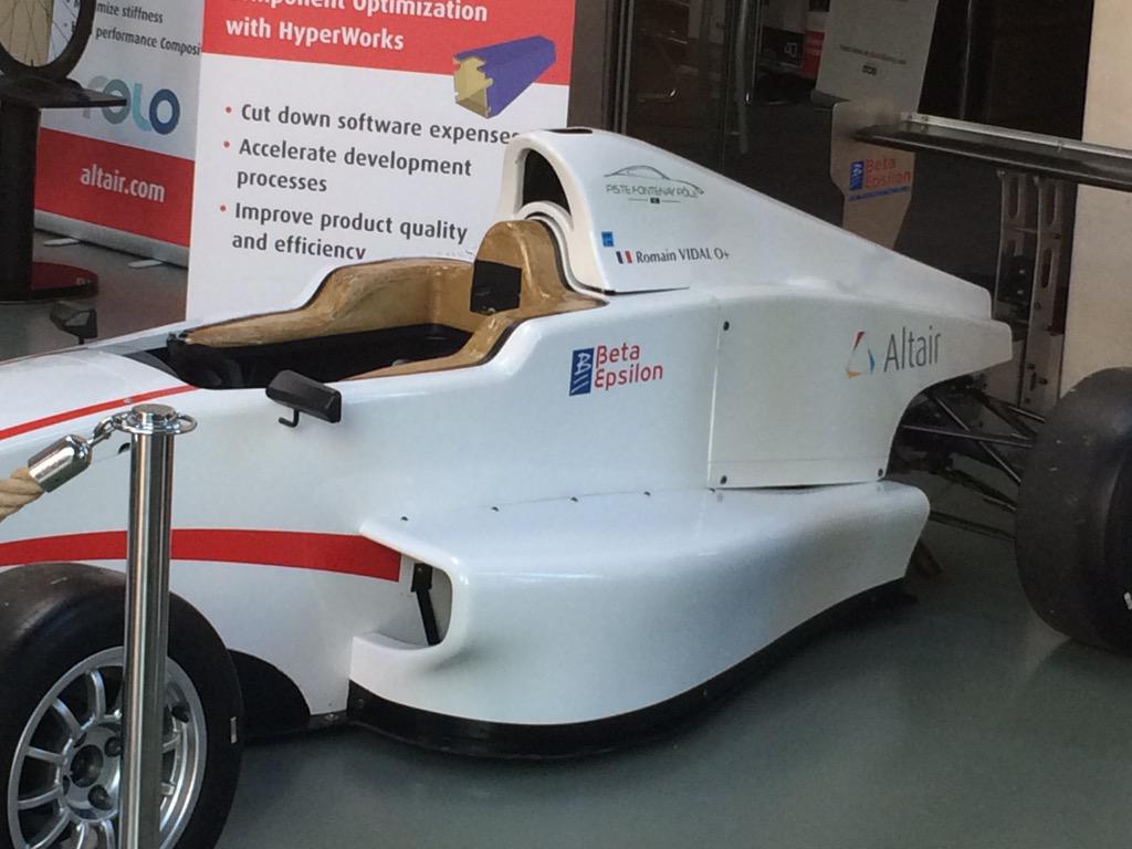 jjccddll's tweet photo. Comme un air de déjà vu au séminaire d'Altair ;) @IsmansRacing  #BetaEpsilon #ISMANS #Altair #EATC2015 #Paris http://t.co/PydV8gZCBk