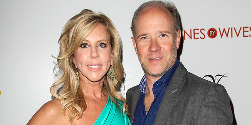 people's tweet photo. #RHOC recap: Brooks Ayers is accused of forging medical records about cancer http://t.co/CIrXobAJ6k http://t.co/wRJfC5AAC6