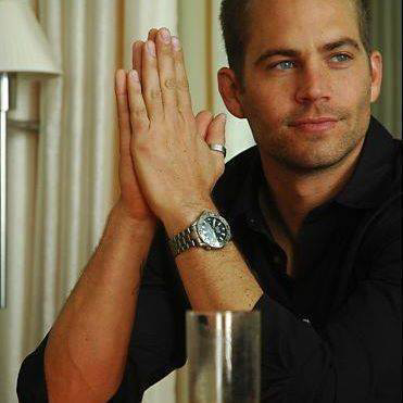 paulwalker4eva's tweet photo. Rippw http://t.co/hbHw9sh310