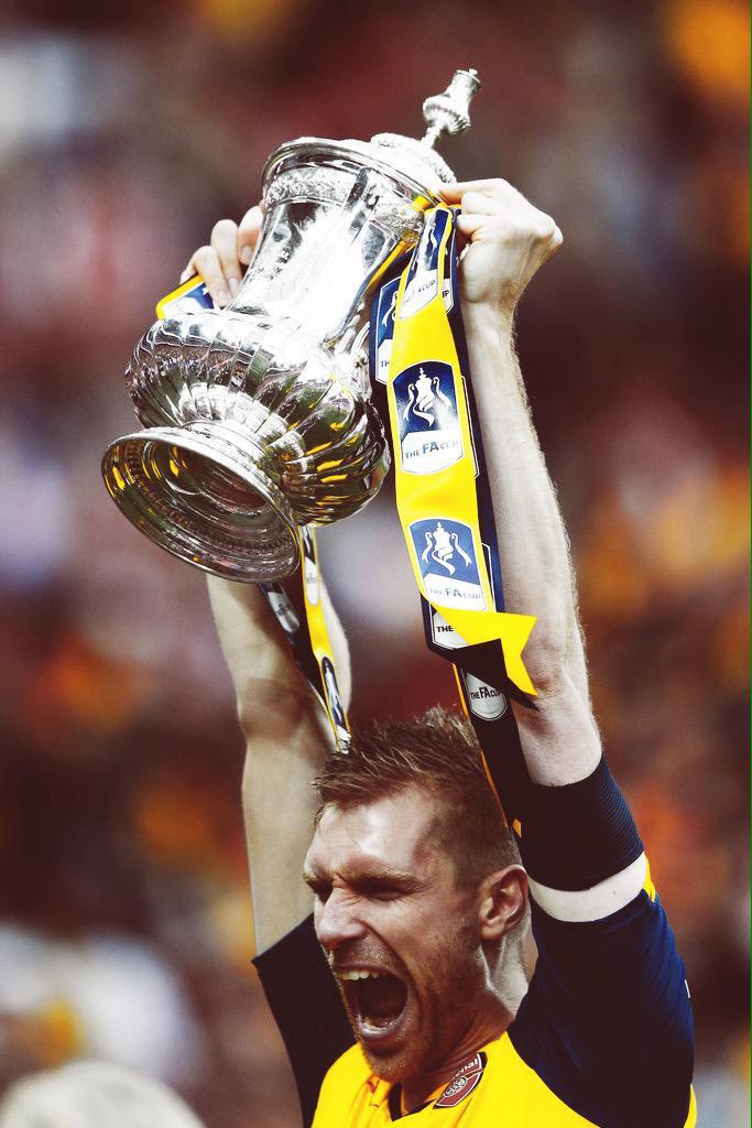 Happy Birthday to Arsenal vice-captain Per Mertesacker, who turns 31 today! 
