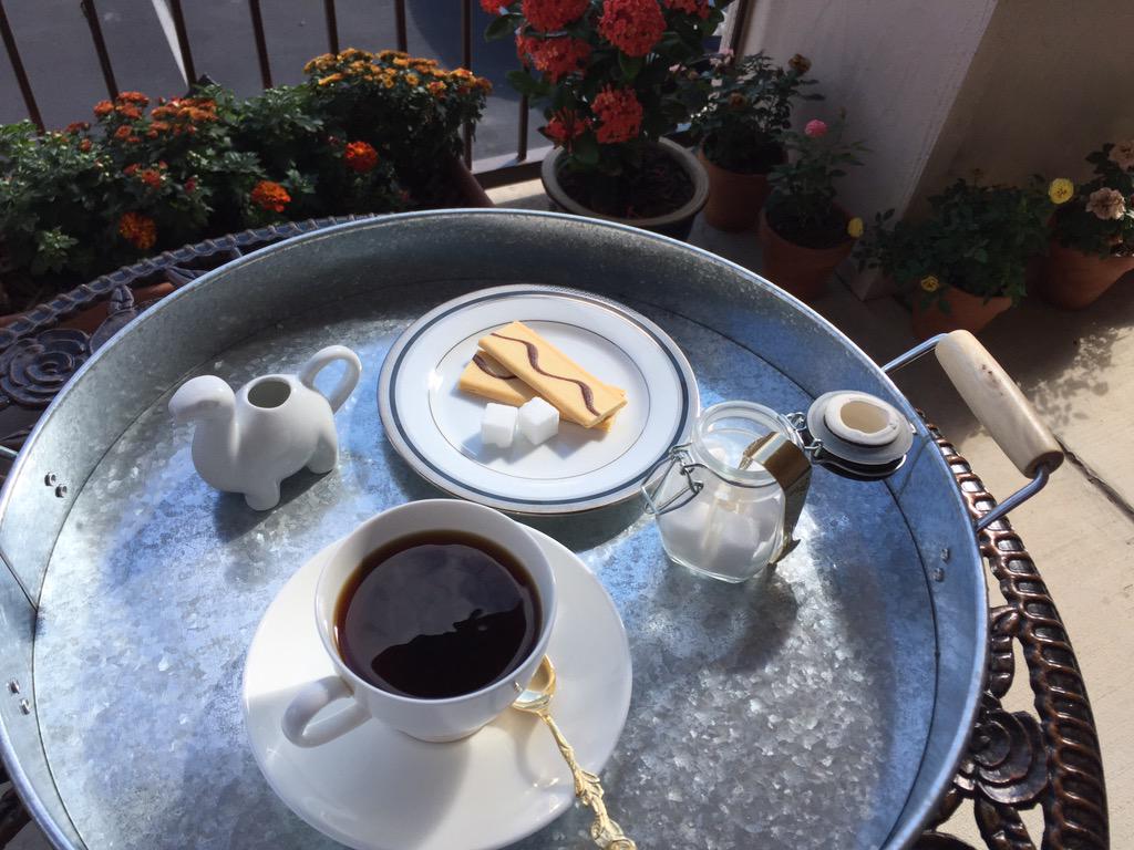 MintandPerilla's tweet photo. Best way to enjoy #NationalCoffeeDay is at home. #homebrew http://t.co/nVcQle6Xj8