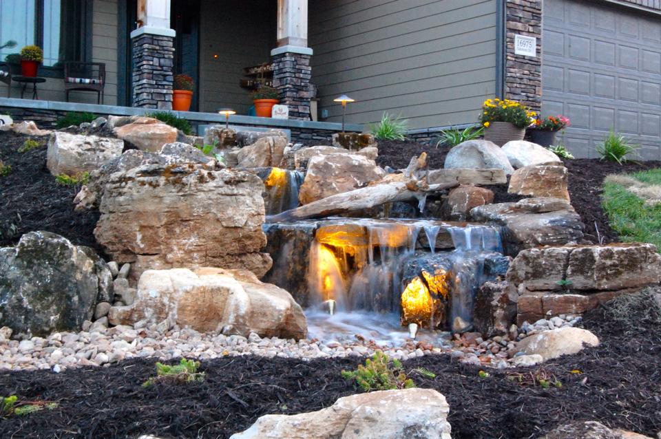CarsonHardscape's tweet photo. Fresh waterfall install by Cavanaugh LandEscapes! Nice work Pat! @cavanaughLandEscapes #ThinkBoulder http://t.co/QqzDYXsopf
