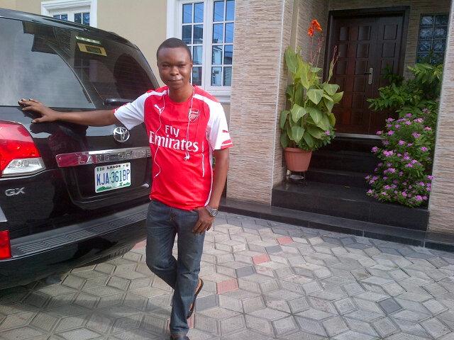 RymzLounge's tweet photo. “@Emmakingz: @DotunCoolfm @ArsenalFC All 3 point 2nite!!! COOYG http://t.co/bBbfrTGQkN”