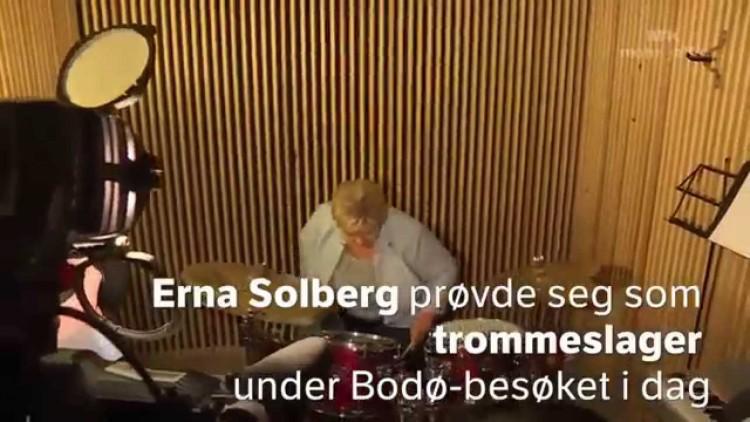 metalinjection's tweet photo. Norwegian Prime Minister Practices Her Blast Beats http://t.co/EbLbJNXO7R http://t.co/2YtyIH46aq
