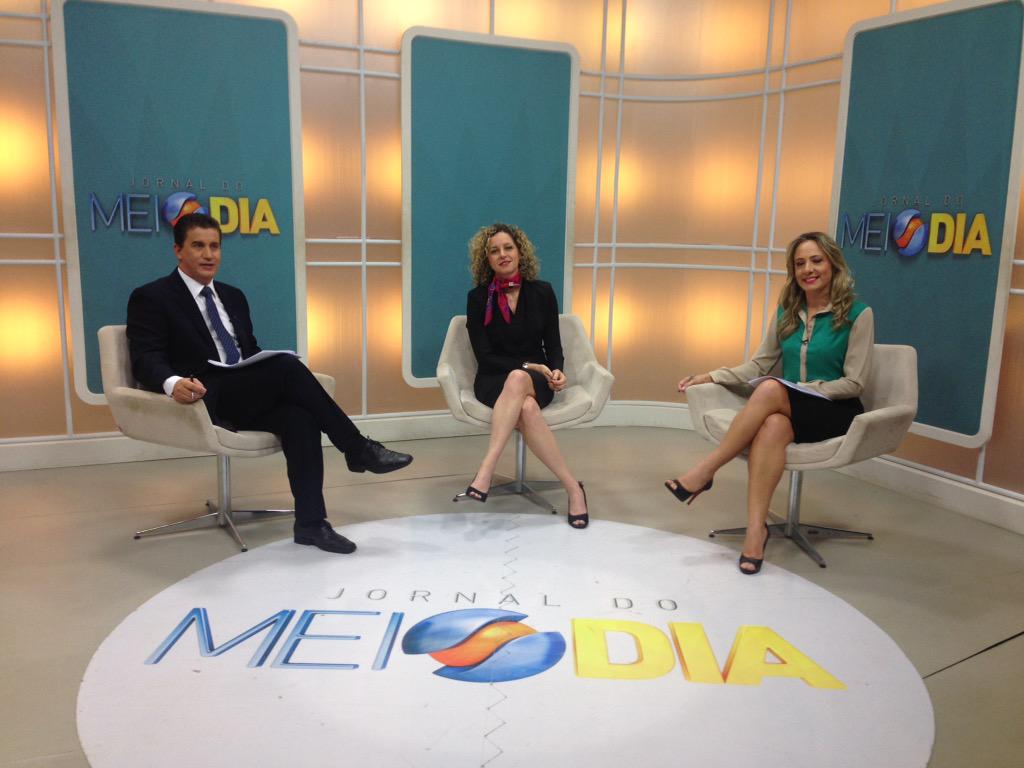 anacarla_abrao's tweet photo. Agora, no Jornal do Meio Dia da @tvsdnoticias #reformaicms #lrfe #incentivosfiscais http://t.co/MKNiL6d0y7