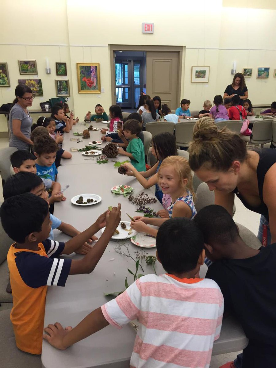 megetha's tweet photo. Bartlett Arboretum field trip! #ktm100 #ktmurphy http://t.co/kJmgvPB96N
