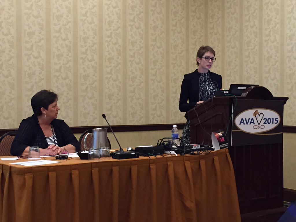 Liz74Lisa's tweet photo. PIVC failure more likely in females and when placed in hand or wrist! #AVASM2015 http://t.co/DjqPqePOzV
